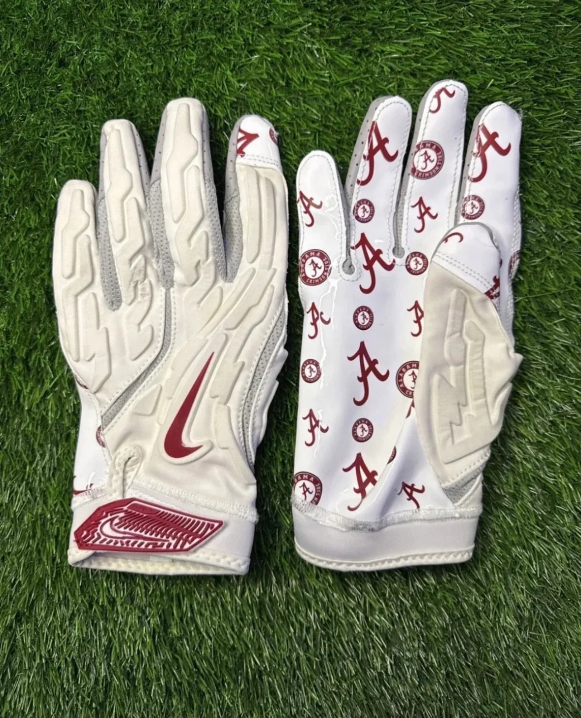 Alabama glove